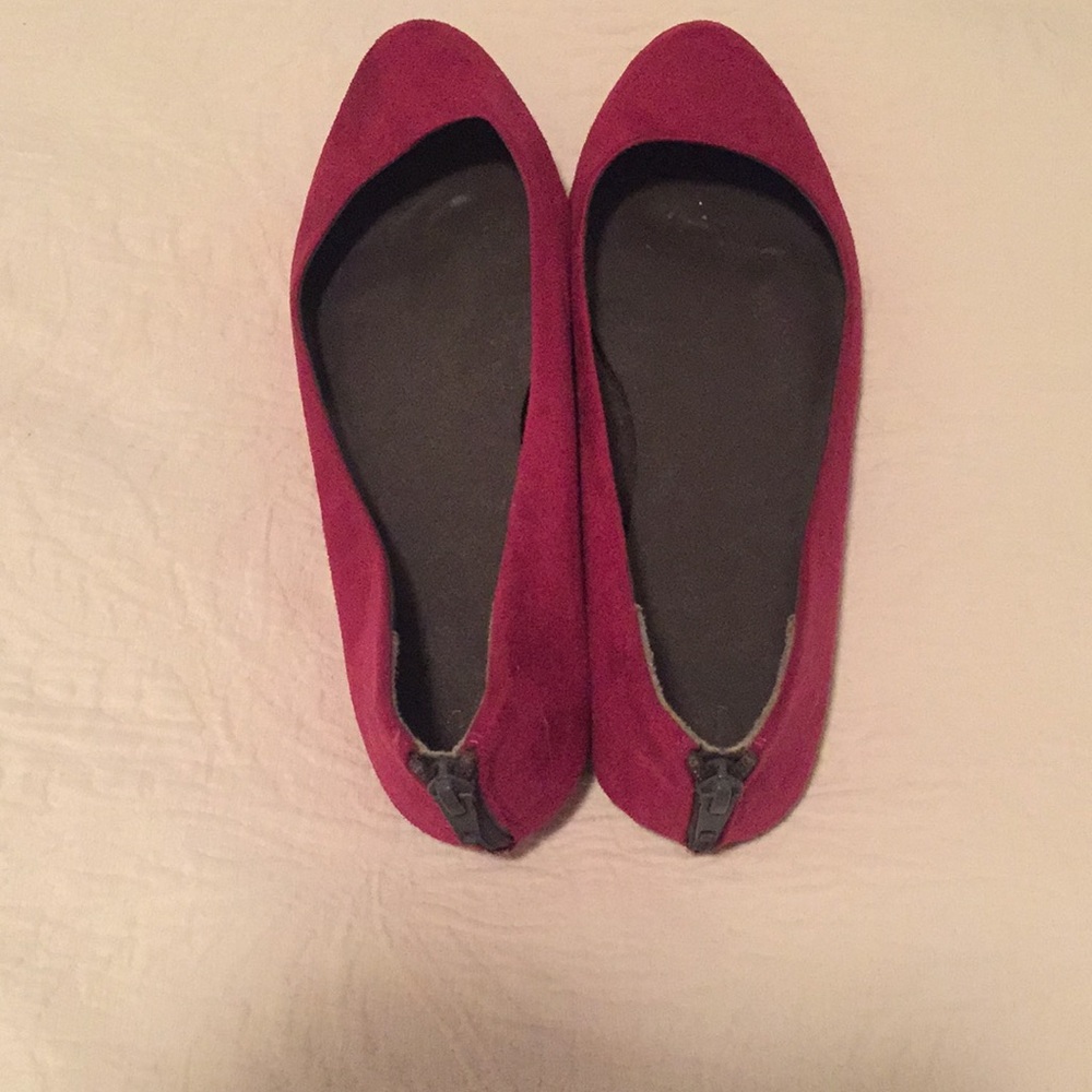 Fuchsia pink suede flats